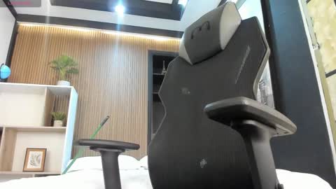 Maximus online show from 03-16-26, 11:47