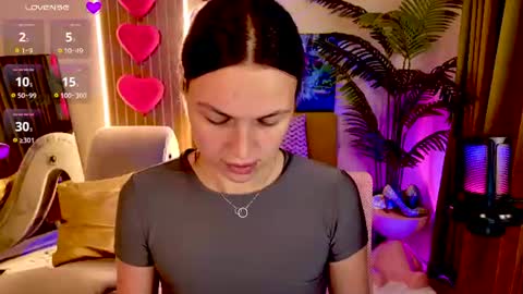 MaxinCarroll online show from 07-04-26, 10:21