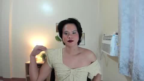 Snapshot of maxine_fucks chatting on 10-07-25, 08:55 maxine_fucks online show from 10-07-25, 08:55