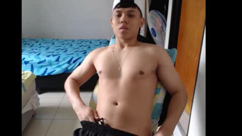 maxiolly108534 online show from 11-10-25, 04:50