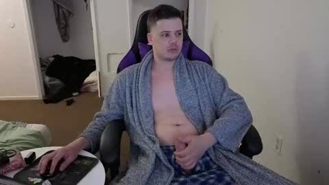 Snapshot of maxishere000 chatting on 10-03-25, 10:56 IG online show from 10-03-25, 10:56