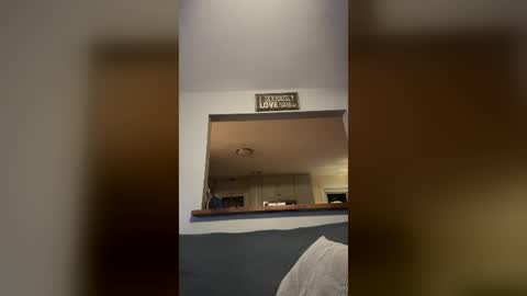 maxkink5601 online show from 08-10-26, 04:05