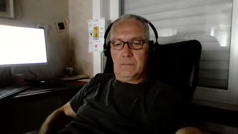 maxou569 online show from 08-03-26, 08:57