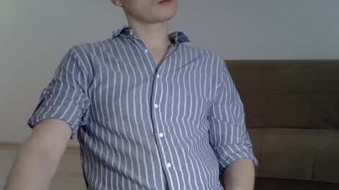 Snapshot of maxrelax90 chatting on 01-11-26, 05:29 maxrelax90 online show from 01-11-26, 05:29