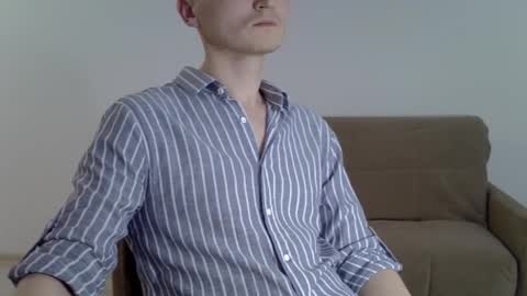 Snapshot of maxrelax90 chatting on 02-09-26, 07:07 maxrelax90 online show from 02-09-26, 07:07