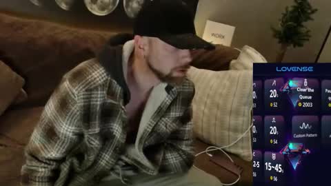 MaxRouger online show from 11-05-25, 09:53