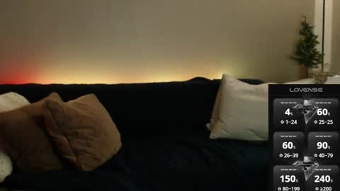 MaxRouger online show from 11-29-25, 11:52