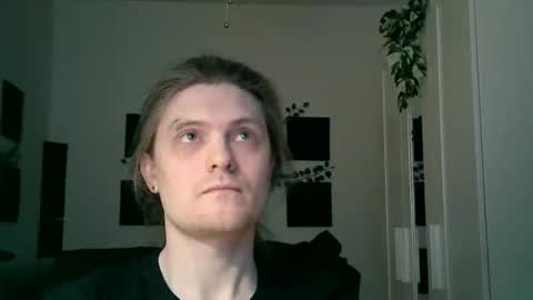 Snapshot of maxs_93 chatting on 02-02-26, 07:23 maxs_93 online show from 02-02-26, 07:23