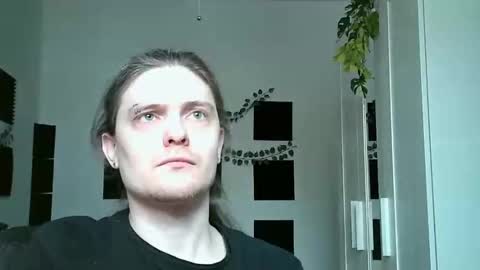 Snapshot of maxs_93 chatting on 02-21-26, 12:06 maxs_93 online show from 02-21-26, 12:06