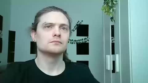 Snapshot of maxs_93 chatting on 03-11-26, 10:32 maxs_93 online show from 03-11-26, 10:32