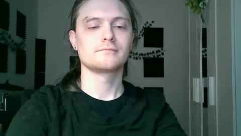 Snapshot of maxs_93 chatting on 03-14-26, 06:13 maxs_93 online show from 03-14-26, 06:13