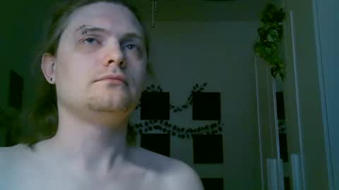 Snapshot of maxs_93 chatting on 06-16-26, 06:10 maxs_93 online show from 06-16-26, 06:10