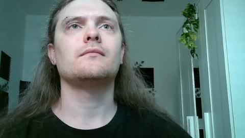 Snapshot of maxs_93 chatting on 07-22-26, 02:42 maxs_93 online show from 07-22-26, 02:42