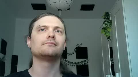 Snapshot of maxs_93 chatting on 08-09-26, 04:12 maxs_93 online show from 08-09-26, 04:12