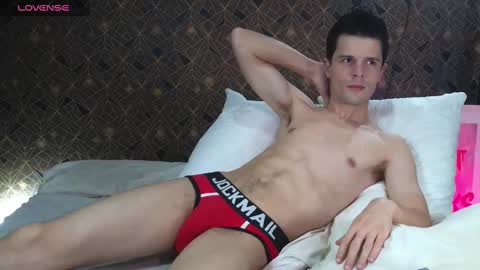 Snapshot of maxtopboy chatting on 09-18-25, 09:11 Max online show from 09-18-25, 09:11