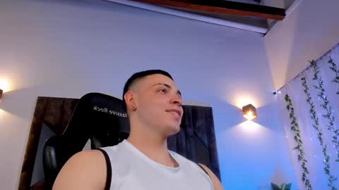 MAX online show from 02-22-25, 09:04