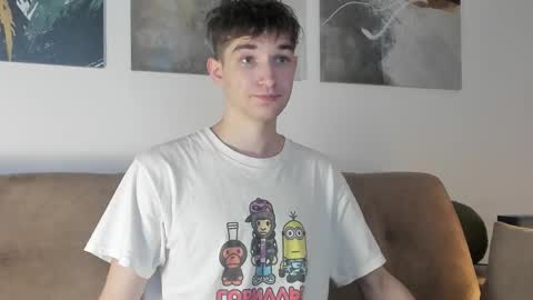 Snapshot of maxwellchik chatting on 09-13-25, 07:24 maxwellchik online show from 09-13-25, 07:24