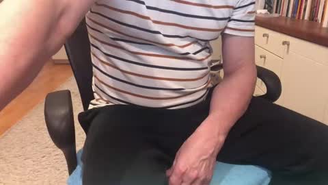 Max online show from 02-10-26, 07:01