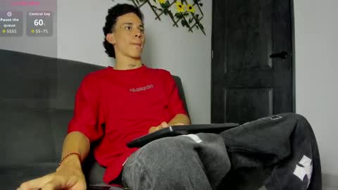 Max online show from 04-22-26, 02:14