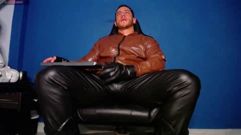 Snapshot of maxxxpowerful chatting on 06-28-26, 11:22 maxxxpowerful online show from 06-28-26, 11:22