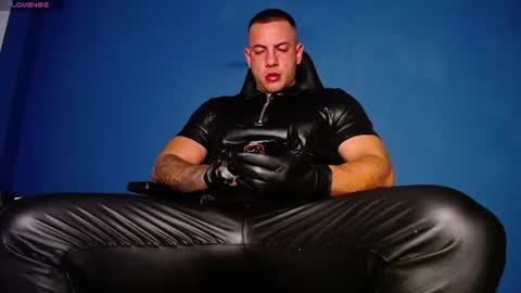 Snapshot of maxxxpowerful chatting on 07-31-26, 02:00 maxxxpowerful online show from 07-31-26, 02:00