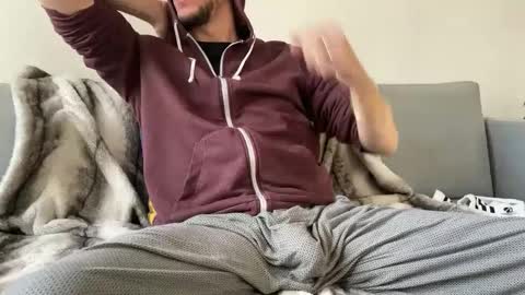 MaxXxurbate online show from 12-22-24, 11:54