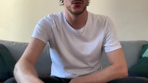 Snapshot of maxxxurbate chatting on 04-20-26, 11:46 MaxXxurbate online show from 04-20-26, 11:46