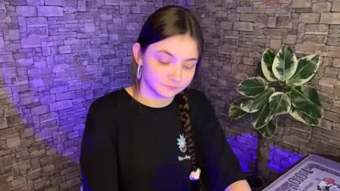 may online show from 02-21-26, 07:15