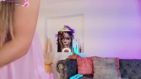 may_wood online show from 11-07-25, 11:43