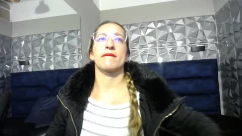 Maya online show from 10-04-25, 12:58