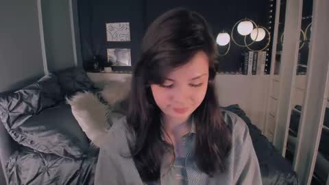 Snapshot of maya___muse chatting on 05-30-26, 02:58 Maya online show from 05-30-26, 02:58
