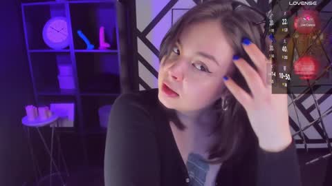 Woman online show from 01-15-25, 09:02