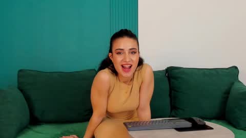 Maya online show from 02-19-25, 06:21