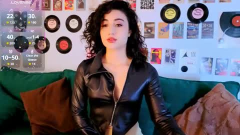 Maya online show from 04-19-26, 02:49