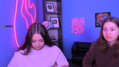 Maya online show from 04-08-26, 08:03