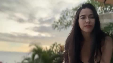 Maya and Alex online show from 11-15-25, 09:39