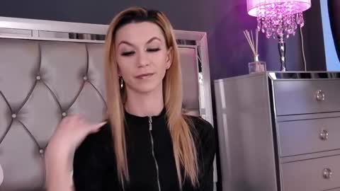 Maya online show from 03-03-26, 12:22