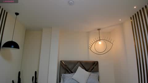 Snapshot of mayahoffman_ chatting on 03-03-26, 11:16 M A Y A H O F F M A N online show from 03-03-26, 11:16