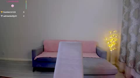 Mia online show from 02-14-26, 02:03