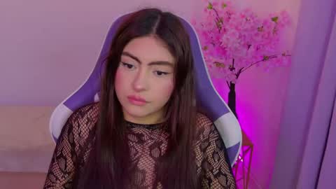 Snapshot of mayavexx chatting on 06-04-26, 04:46 Maya Vexx online show from 06-04-26, 04:46