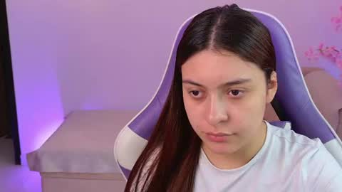 Snapshot of mayavexx chatting on 06-29-26, 04:18 Maya Vexx online show from 06-29-26, 04:18