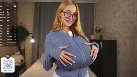 Milina online show from 07-05-26, 05:53