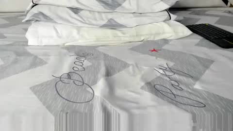 Maybelline69 online show from 10-21-25, 08:53