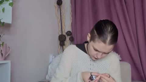 Snapshot of maybellspitz chatting on 01-06-26, 08:01 Lalli online show from 01-06-26, 08:01