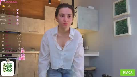 Snapshot of maydacarls chatting on 10-12-25, 04:11 My name Casey online show from 10-12-25, 04:11