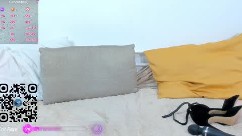 Snapshot of maydaguy chatting on 12-21-24, 09:33 Megan online show from 12-21-24, 09:33