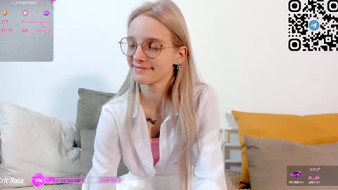 Snapshot of maydaguy chatting on 01-12-25, 03:28 Megan online show from 01-12-25, 03:28