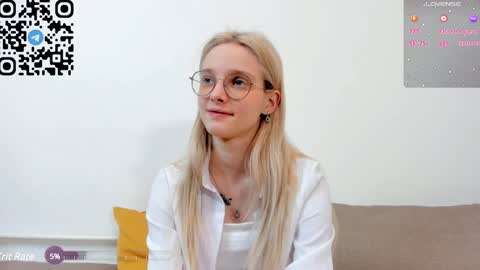 Snapshot of maydaguy chatting on 01-25-25, 12:37 Megan online show from 01-25-25, 12:37