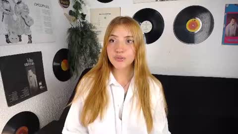 Maylin Skye online show from 07-21-26, 08:55