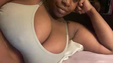 mayluvsu online show from 05-10-26, 04:50
